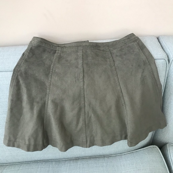 Abercrombie & Fitch Suede Snap Button Skirt - Picture 3 of 3
